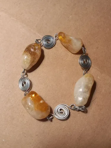 pulseira com caquinhos de citrino | 19cm