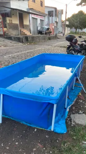 Piscina de 3 mil litros