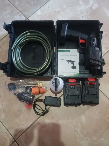 Lavadora a jato de alta pressão 