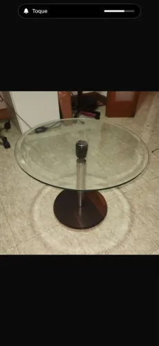 Mesa lateral de vidro