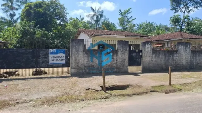 VENDO CASA COM GRANDE TERRENO EM MARITUBA