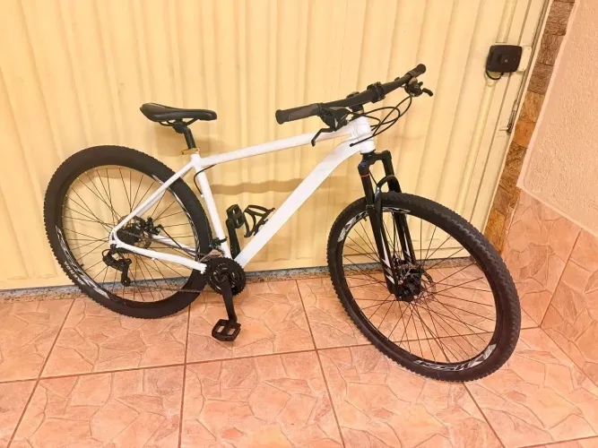 Bicicleta feminina 26 branca