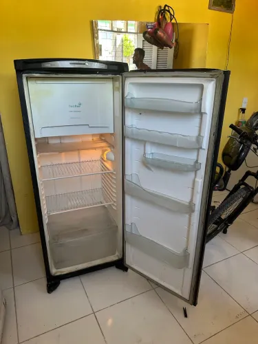 Geladeira Consul Frost Free
