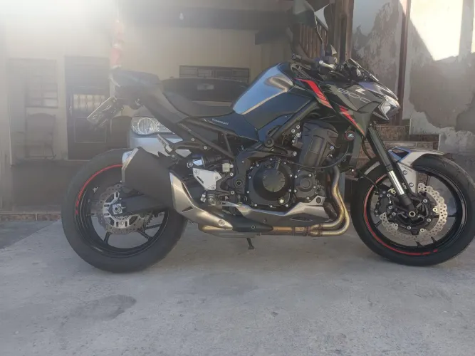 Kawasaki z900 2023 único dono 