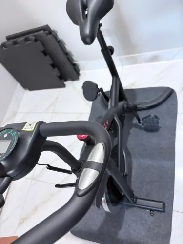 BICICLETA ERGOMÉTRICA