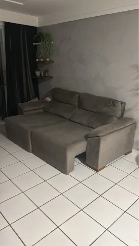 Sofá retrátil de 4 lugares R$:1.499