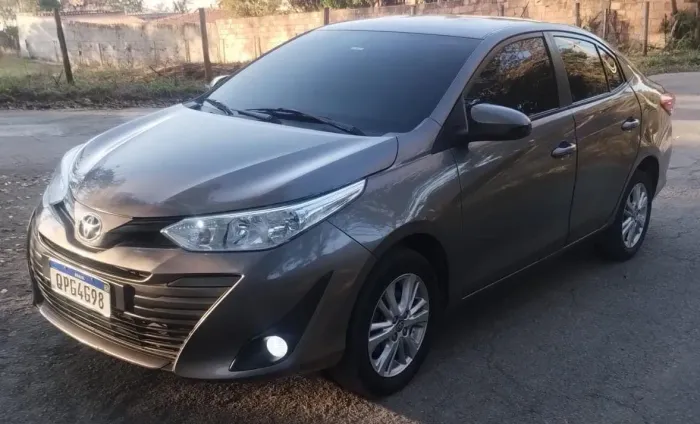 Toyota Yaris XL Sedan 1.5 Flex 16V 4P Mec. 2019