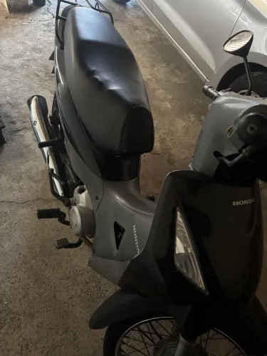 Vendo moto Biz