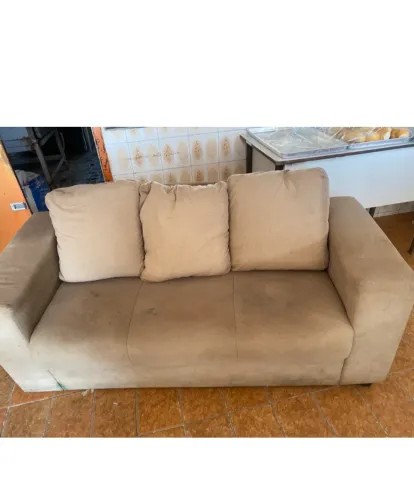Vendo esse sofá ,