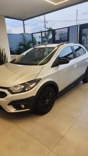 Chevrolet Onix Activ 1.4 8V Flex Aut. 4P 2019