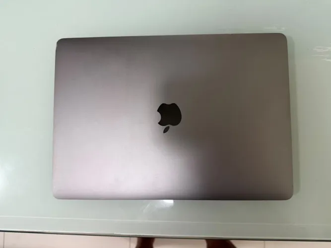 MacBook Pro i7 16ram 256gb