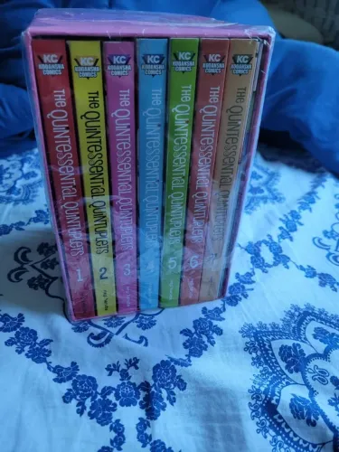 Box Set The Quintessential Quintuplets Parte 1 Importado Kodansha Comics