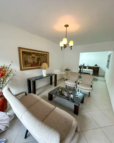 Duas Casas Duplex em Terreno de 360m² no Bairro Olaria