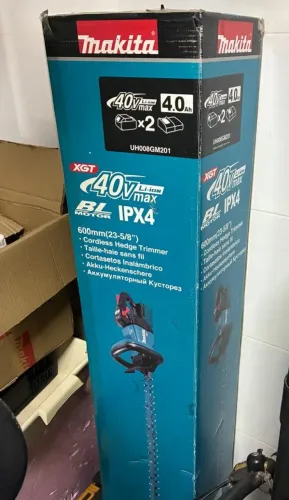 Aparador de Cerca Viva Makita XGT 40V UH008G Novo na Caixa Sem Bateria