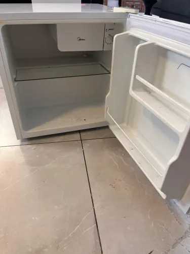 Geladeira Midea 