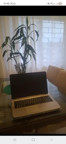 Notebook/ computador 