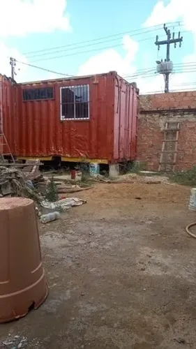Container