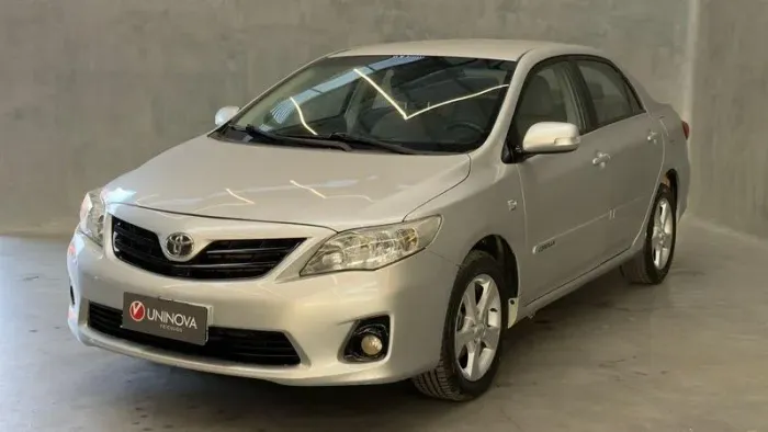 Toyota Corolla 1.8 GLI Upper 16V Flex 4P Automatico 2013