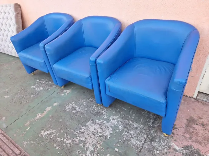 3 poltronas de corino
