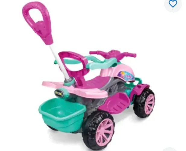 Carinho de passeio e bicicletas da marca Bandeirante