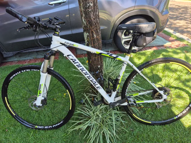 Bicicleta Cannondale Trail 4 L Aro 29 (com nota)