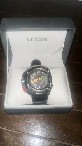 Citizen meia lua