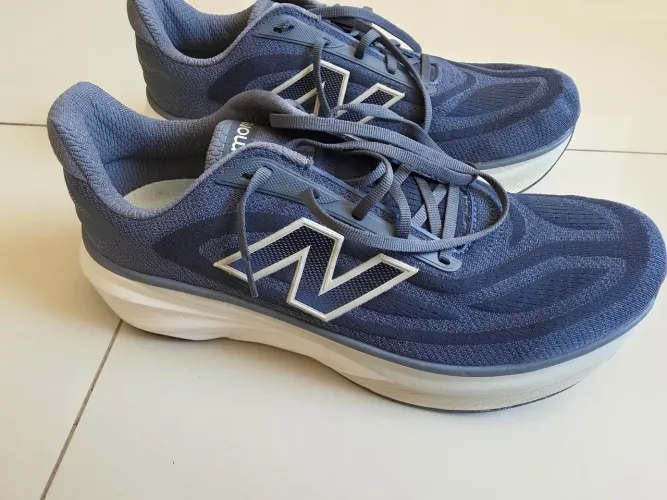 New balance more v6