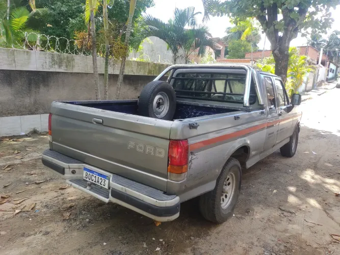 Ford F-1000 Super Serie CE Diesel 3.9 1993