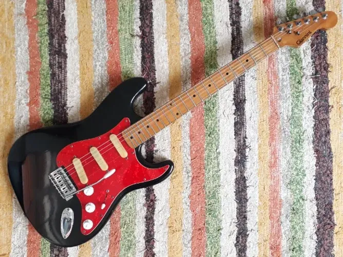 Guitarra Giannini Stratosonic anos 90