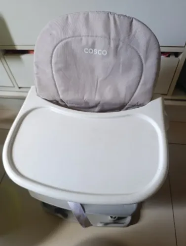 Cadeira de alimentação Cosco