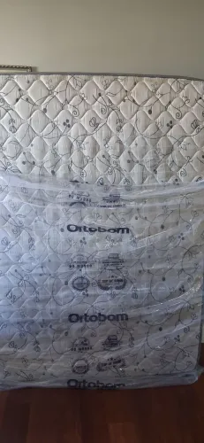 Colchão Ortobom usado ** Doação **