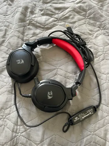 Redragon Nireus com fio