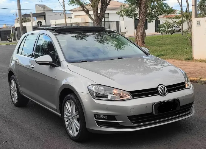 Volkswagen Golf Comfortline 1.0 TSI Total Flex Mec. 2017