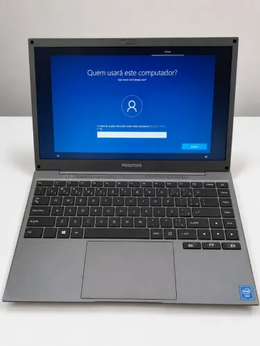 NOTEBOOK POSITIVO INTEL  - POUCO USADO?