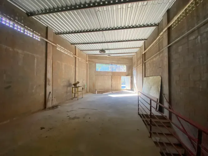 Imóvel para aluguel com 280 metros quadrados em Rio Branco - Cariacica - ES