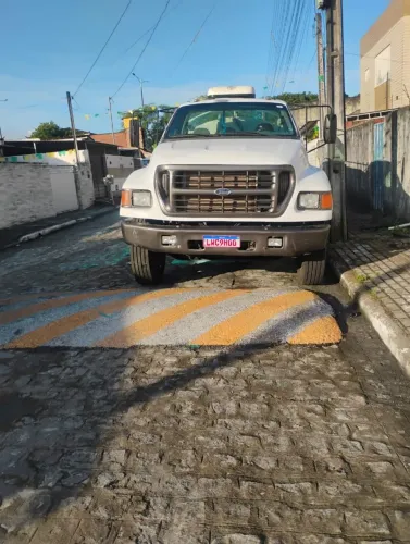 Caminhão PIPA ótimo estado