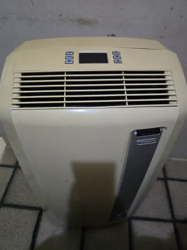 Ar condicionado portátil 12 mil BTU DeLonghi