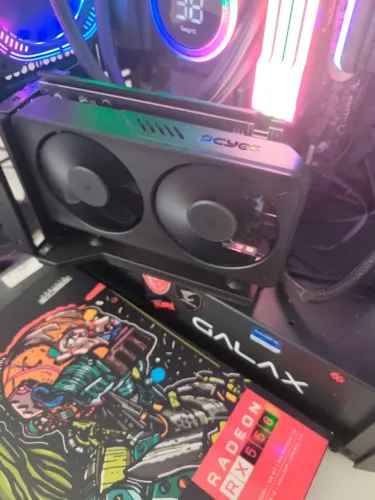 Placa de video Rx 550 4gb Pcyes