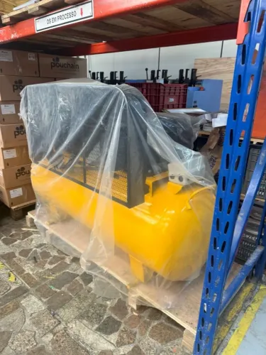 Compressor de ar 300L SEM USO
