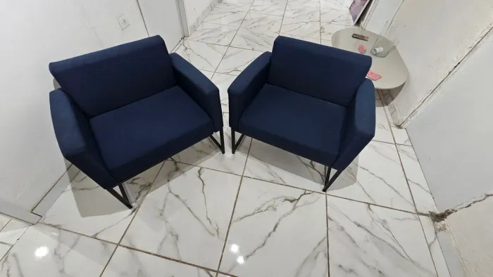 2 Poltronas azuis Mobly