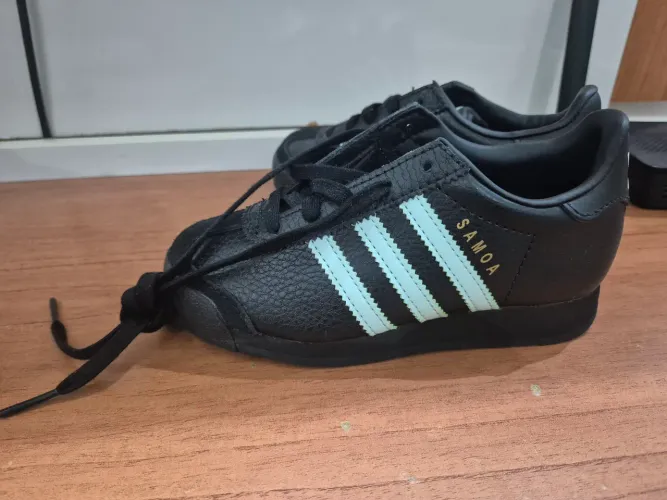 Tênis adidas infantil samoa
