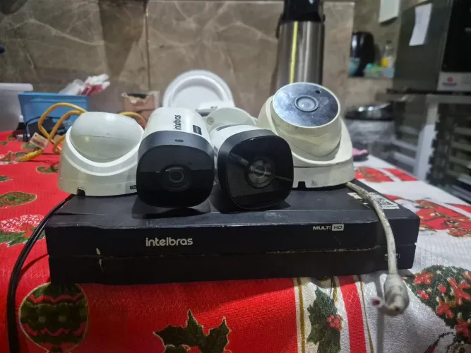 Dvr e câmera de monitoramento