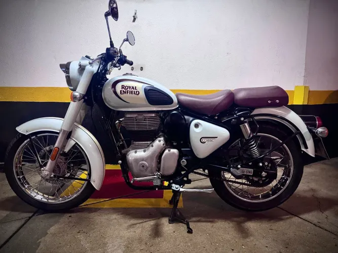 Classic 350 - Somente 6.800 km