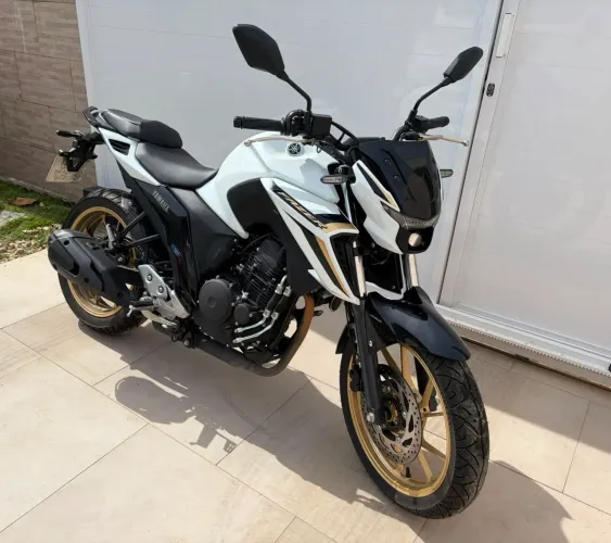 VENDO: YAMAHA FAZER FZ25 2025