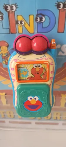 Telefone Mundo do Elmo.
