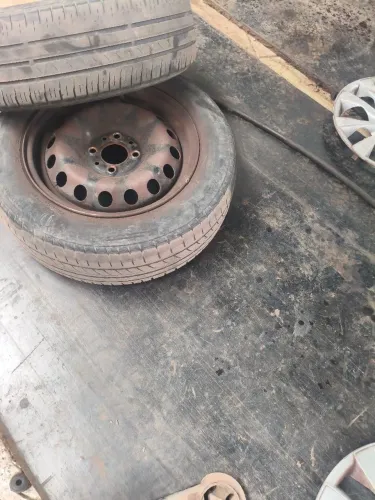 Pneus