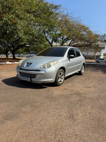 Peugeot 207 XR 1.4 Flex 8V 5P 2012