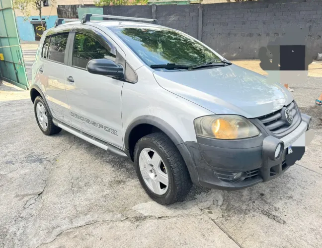 Volkswagen Crossfox 1.6 MI Total Flex 8V 5P 2009