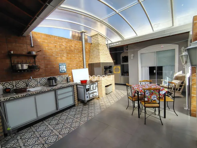 Linda e aconchegante casa no Estreito