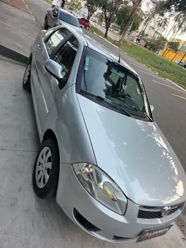 Fiat Siena EL Celeb. 1.4 MPI Fire Flex 8V 4P 2013